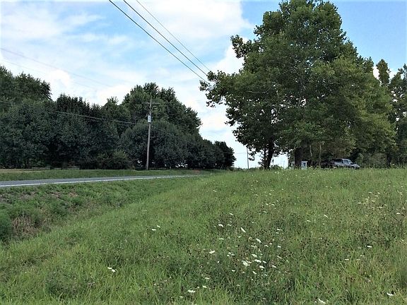 3rd image of 127 Highway N