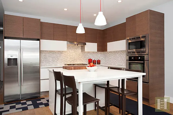 Sold by Halstead Property | media 5