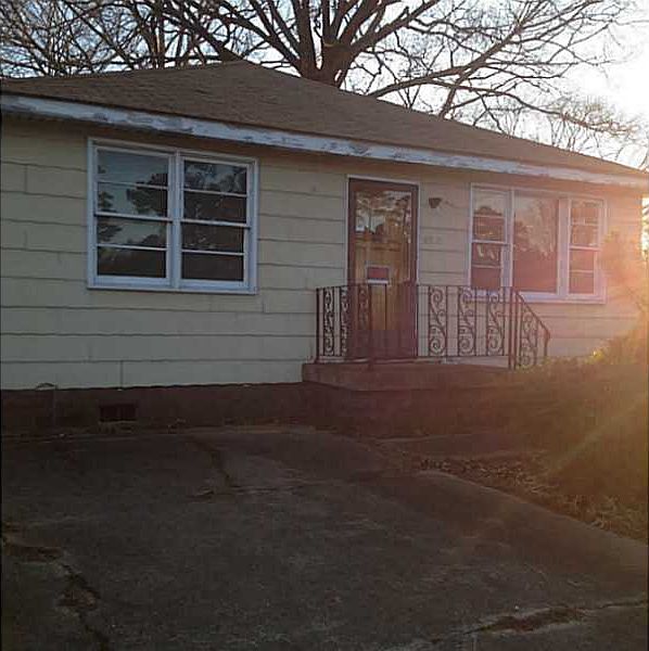 2nd image of 4313 Bonney Rd