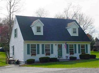 1 Pineridge Dr, Smithfield, RI 02917