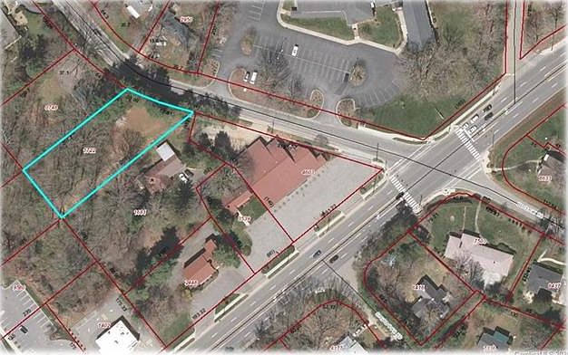 2nd image of 99999 Beverly Rd #2
