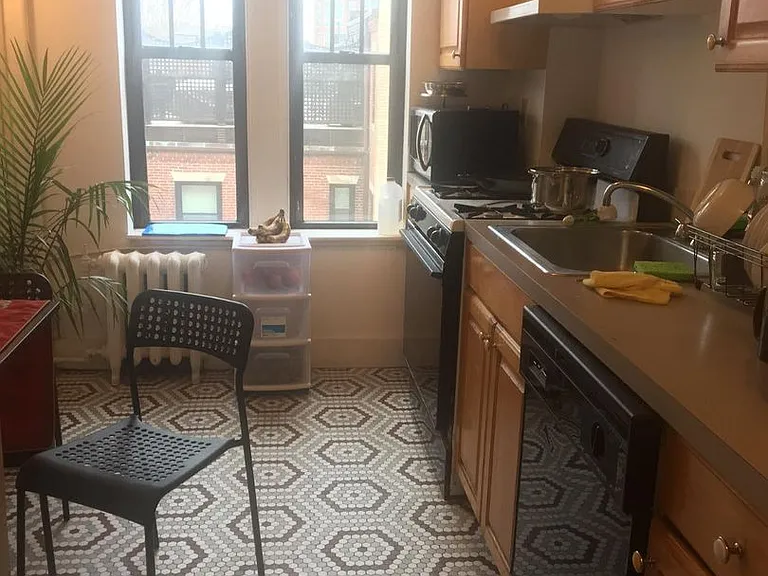 452 Park Dr #11E — Photo 6