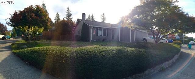 1st image of 15019 NE 51st St