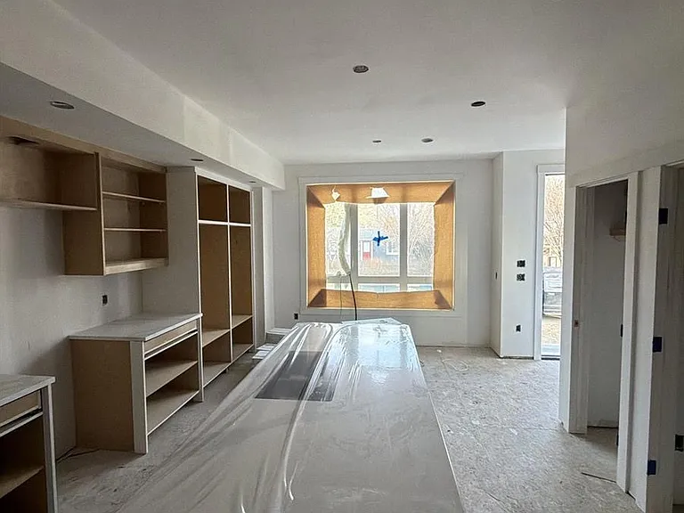 1812 51st St NW #1 — Photo 6