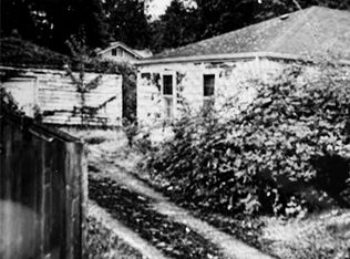 12262 20th Ave S, Seattle, WA 98168