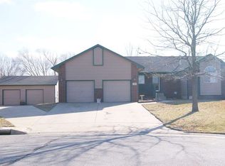 200 Cardinal Ct, Andale, KS 67001