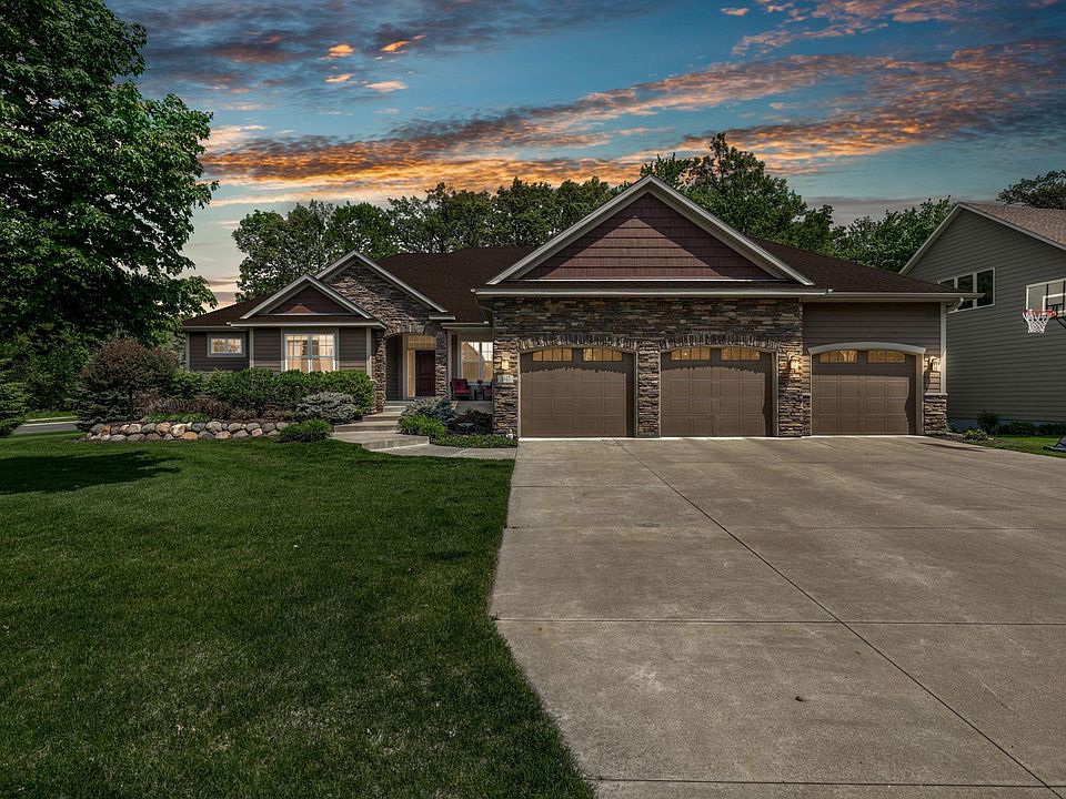 1st image of 2647 103rd Ct NE
