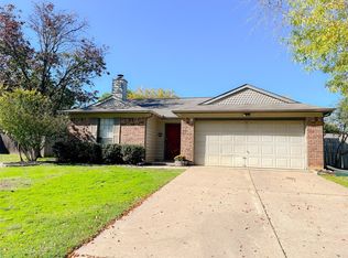 3510 Longview Dr, Corinth, TX 76210