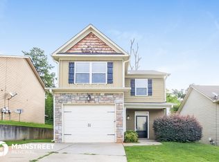 12 Carriage Hills Dr, Cartersville, GA 30121