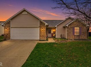 69 S Morris Blvd, Bargersville, IN 46106