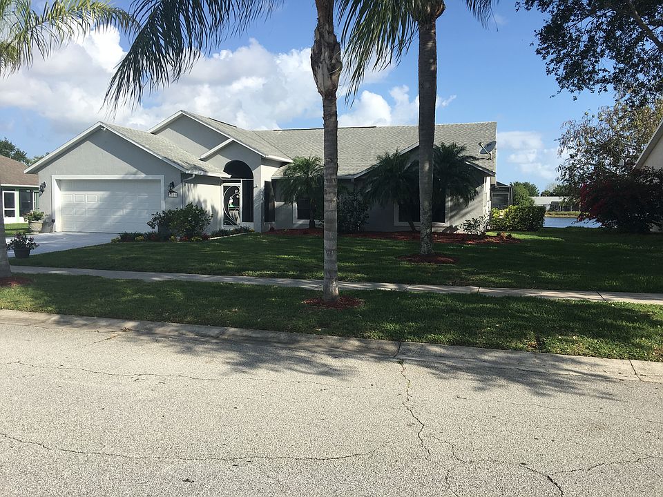 1st image of 1880 Blue Heron Dr