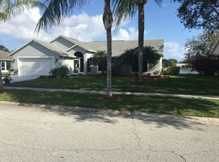 1880 Blue Heron Dr, Melbourne, FL 32940