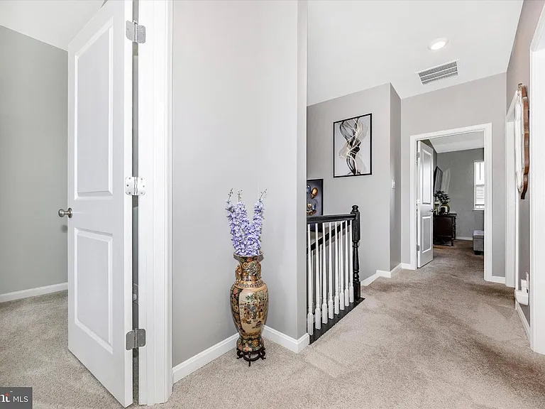 867 Amity St #1 — Photo 30