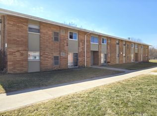 4836 Lee Rd #A9, Cleveland, OH 44128
