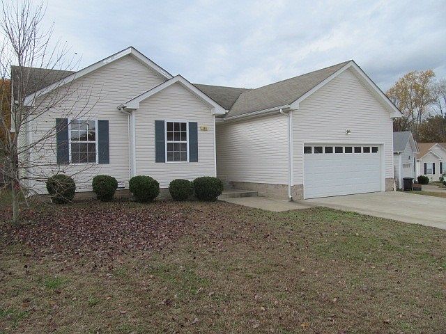 1st image of 396 Paris Dr