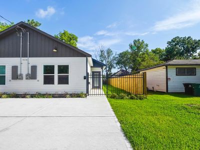 934 Ellington St, Houston, TX, 77088