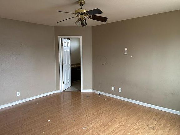 4th image of 2953 S Clara Ave