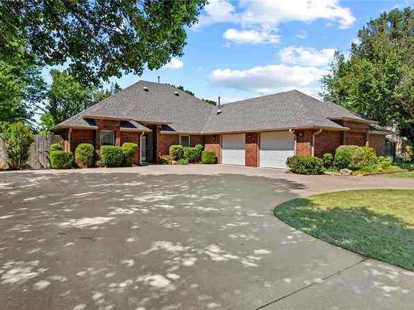 2001 Saber Ln, Weatherford, OK 73096