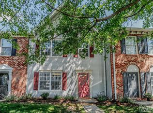 30 Lindsey Ct, Franklin Park, NJ 08823