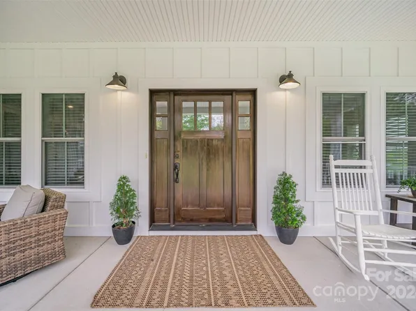 28399 Flint Ridge Rd, Albemarle, NC 28001