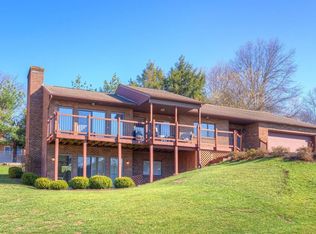 403 Lucas Dr, Blacksburg, VA 24060