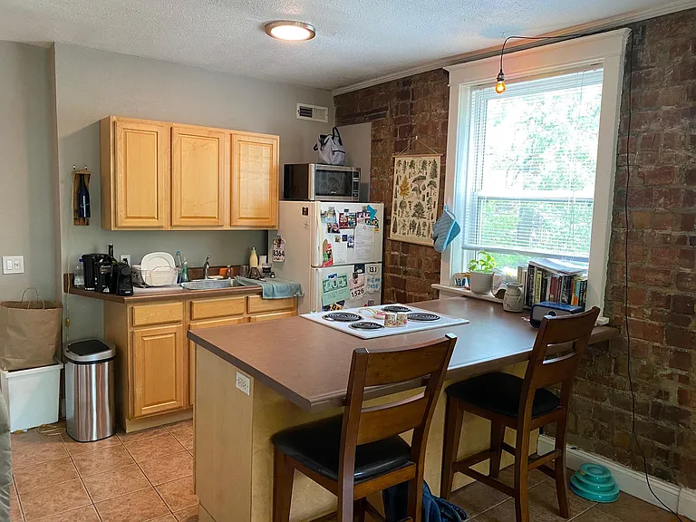 2130 Maury Ave — Photo 5