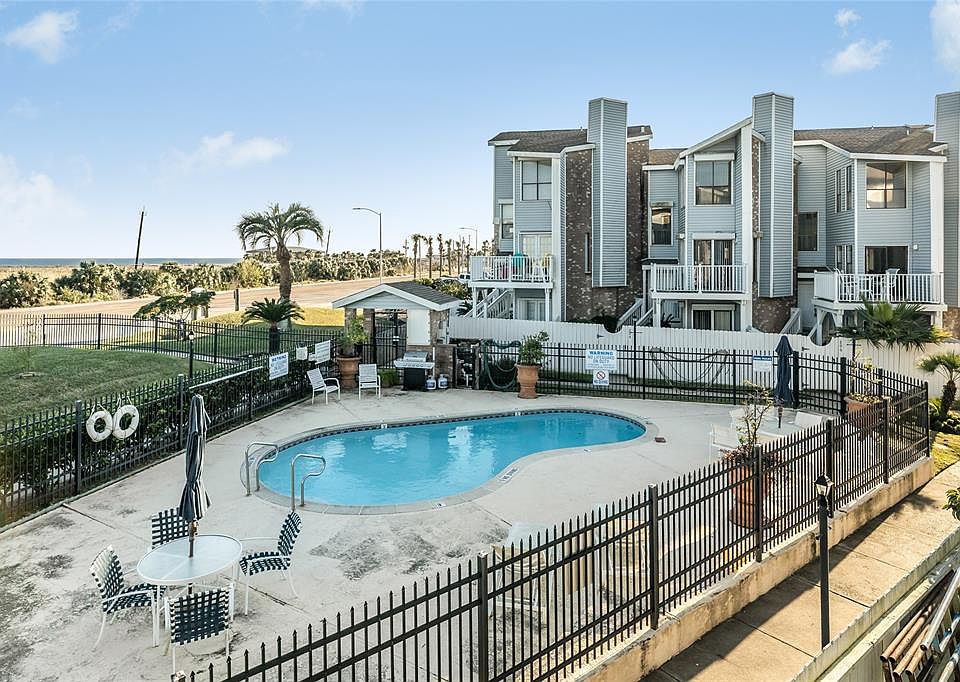 1st image of 226 Seawall Blvd E