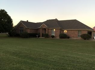 2817 Bryan St, Burleson, TX 76028