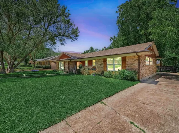 1705 W Belden St, Sherman, TX 75092