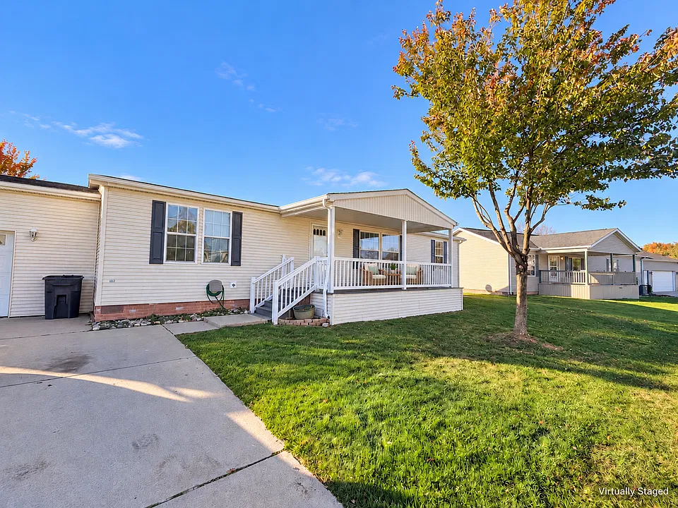 12250 Woodland Ridge Cir #468