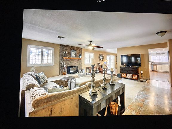 4th image of 4412 Parkchester Cir