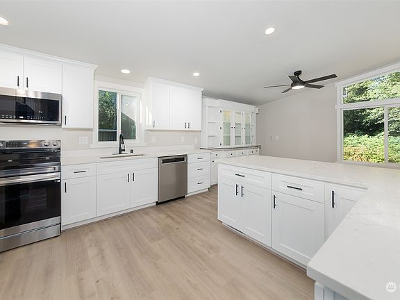 5th image of 19821 Silverton Way