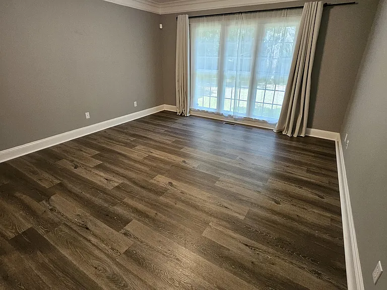 214 N Marion Dr — Photo 13
