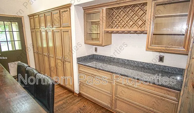 612 Willow Glen Dr — Photo 10