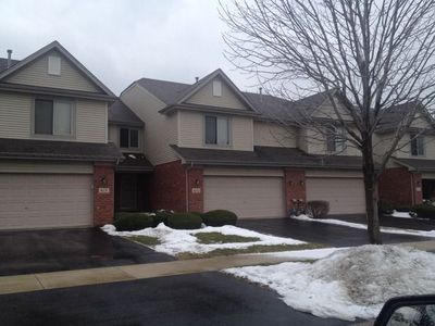 8233 W Pecan Pl, Frankfort, IL, 60423