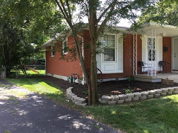 5th image of 1465 Cardwell Sq S