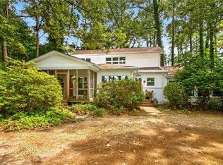 1137 Inland Rd, Chesapeake, VA 23322