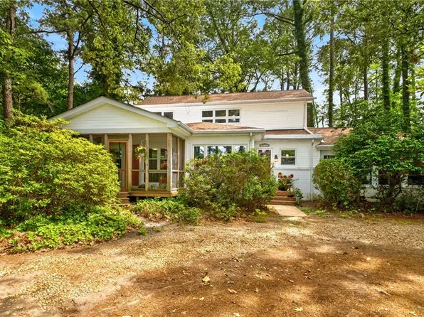 1137 Inland Rd, Chesapeake, VA 23322