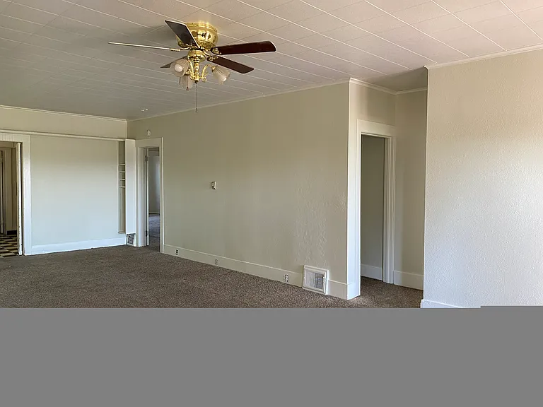 945 Rio St — Photo 13