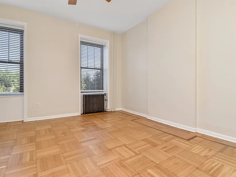 2307 New York Ave #2 — Photo 7