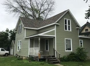 1326 W 4th St #2, Waterloo, IA 50702