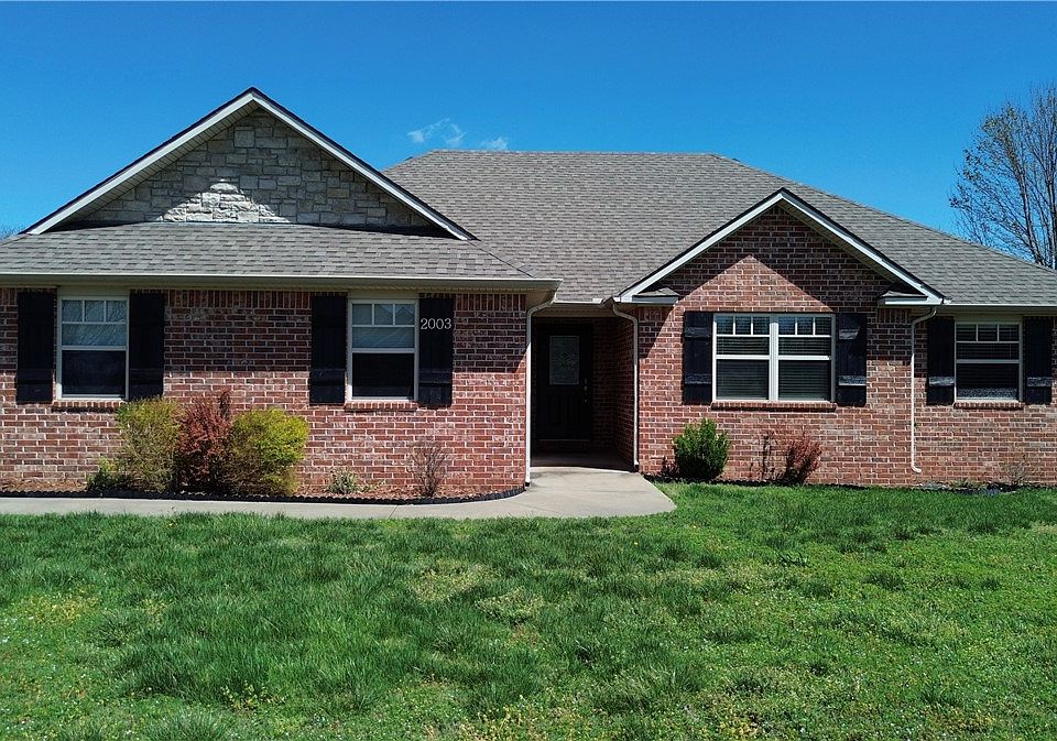 1st image of 2003 Estates Dr
