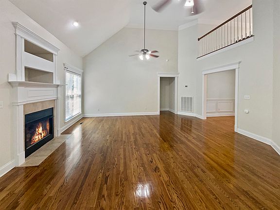 3rd image of 299 Kailors Cove Cir