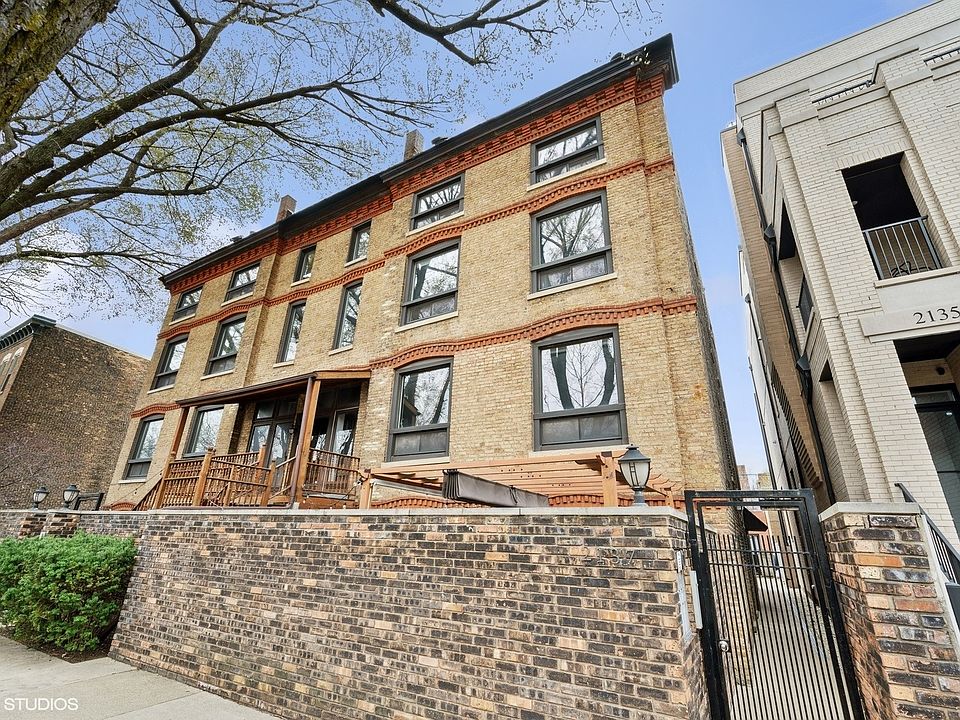 1st image of 2141 N Lakewood Ave APT 3SF