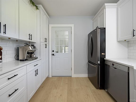 5th image of 13-17 Clark Heights