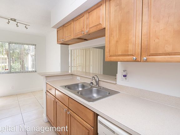 5th image of 5672 Rock Island Rd APT 250
