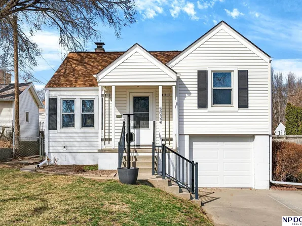 5032 Pierce St, Omaha, NE 68106