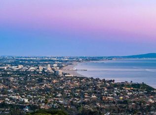 1377 Lachman Ln, Pacific Palisades, CA 90272