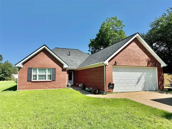 4504 Tulip Dr, Granbury, TX 76049