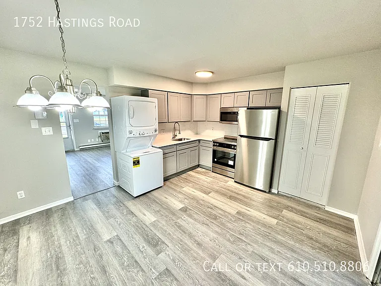 1752 Hastings Rd — Photo 3